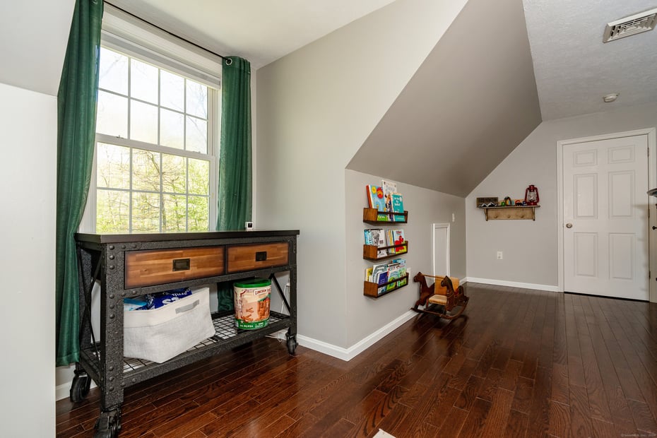 127 Massapeag Road Photo 23