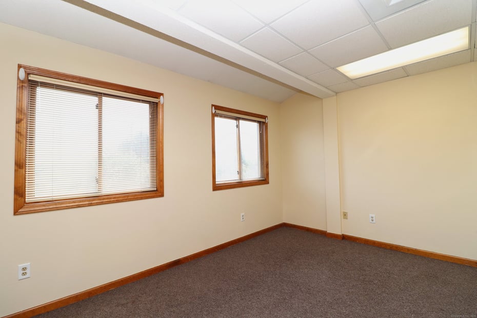 410 State Street Photo 17