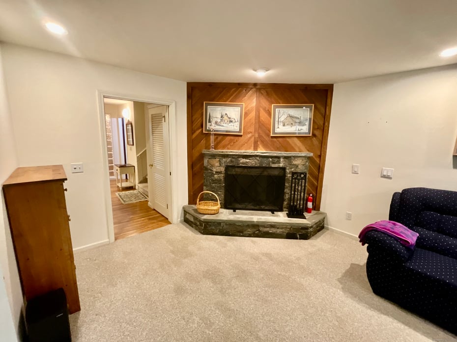 233 Ledge Drive Photo 4