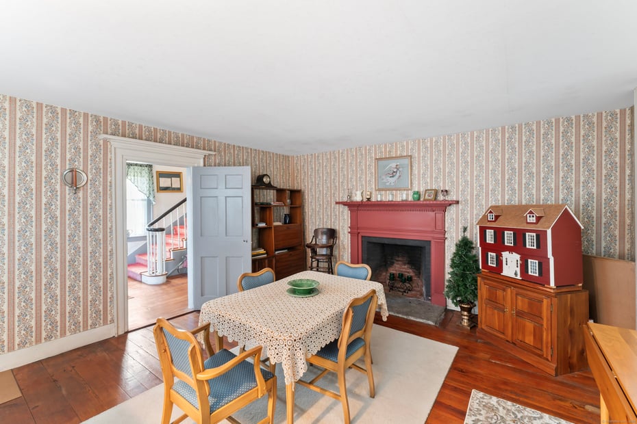 18 East Street Photo 14