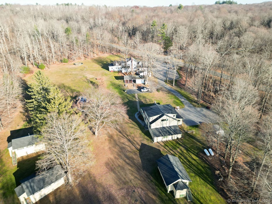 595 Town Hill Road Photo 3
