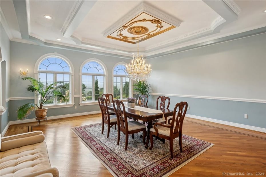 24 Hunting Ridge Drive Photo 10