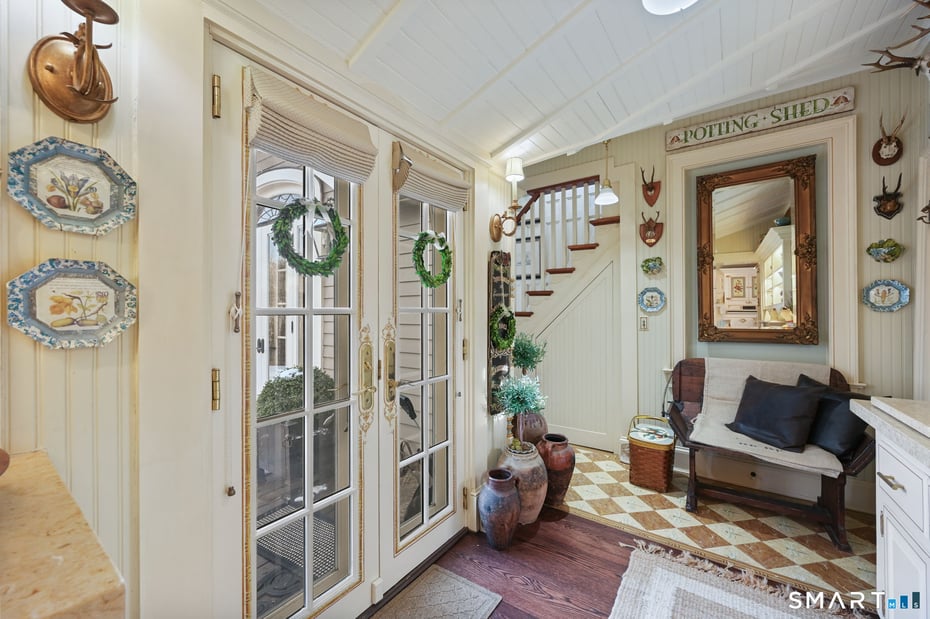 6 Hoyt Road Photo 18