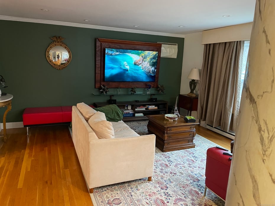 21 Fullmar Lane Photo 3