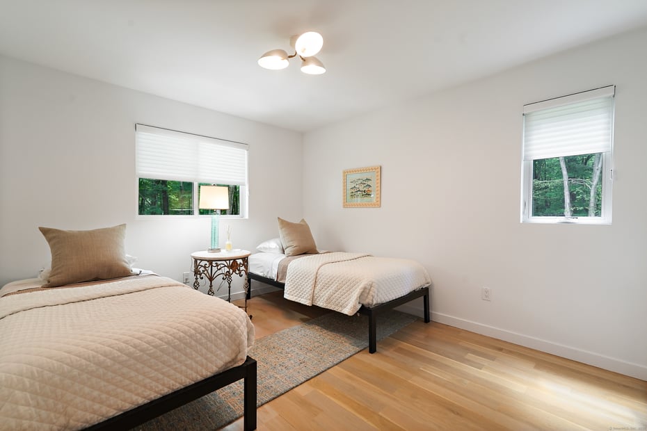 85 Norton Road Photo 22