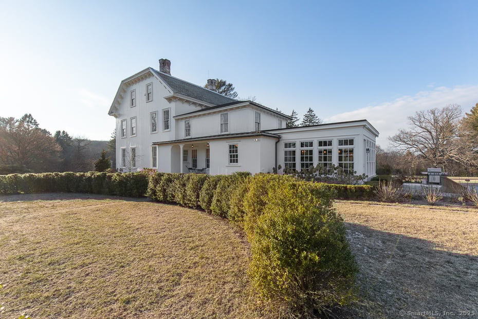 114 Walkley Hill Road Photo 3