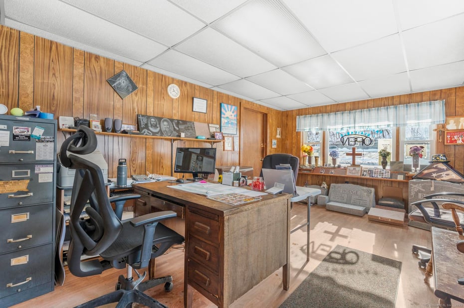 115 Willow Street Photo 6