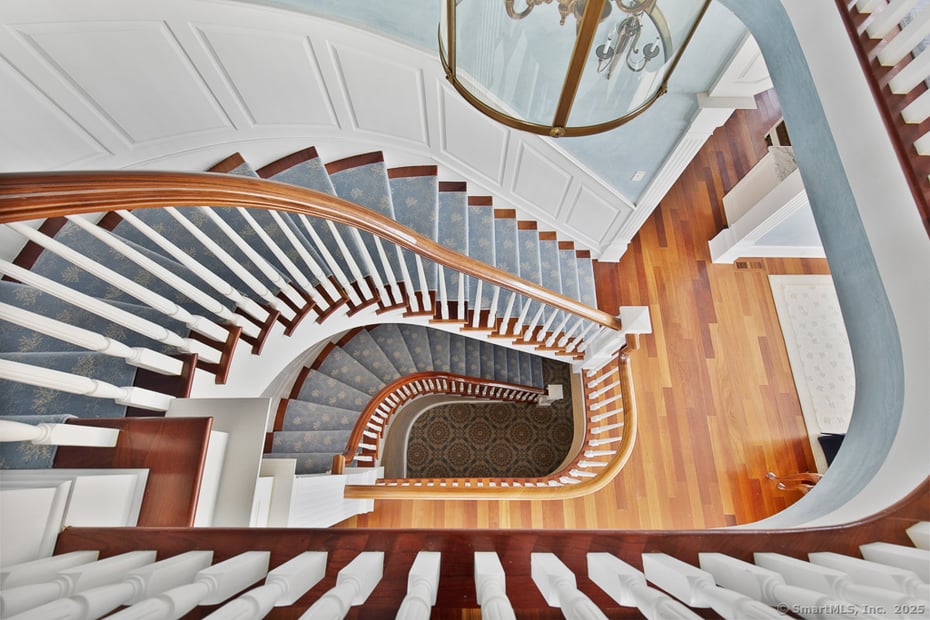 65 Morningside Drive Photo 11
