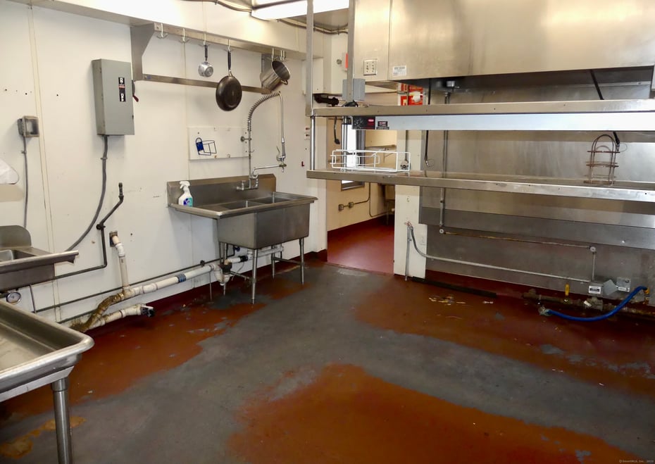 78 Main Street Photo 2