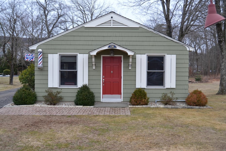 136 Hopmeadow Street Photo 4