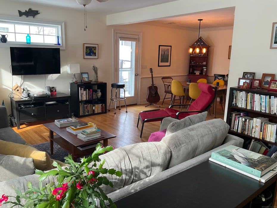 50 Terrace Avenue Photo 2