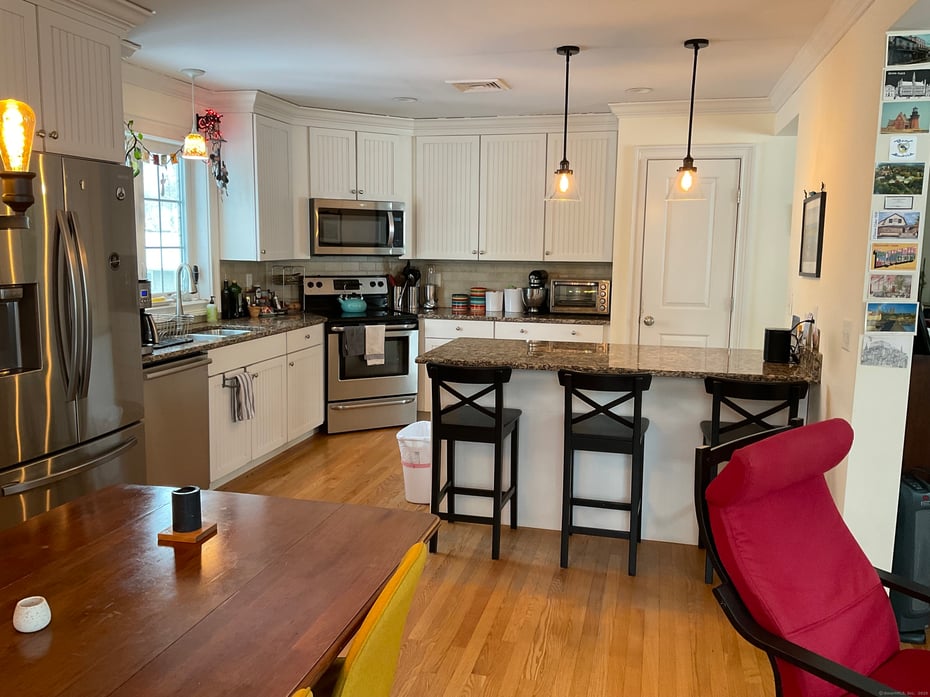 50 Terrace Avenue Photo 4