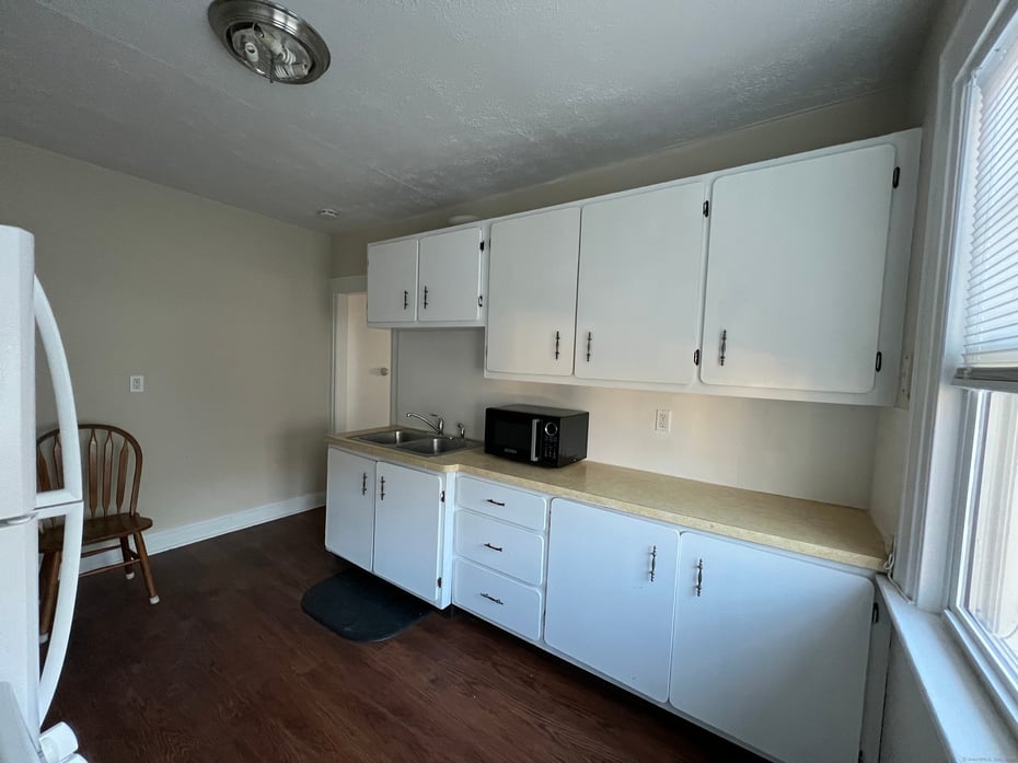 276 Brown Street Photo 2