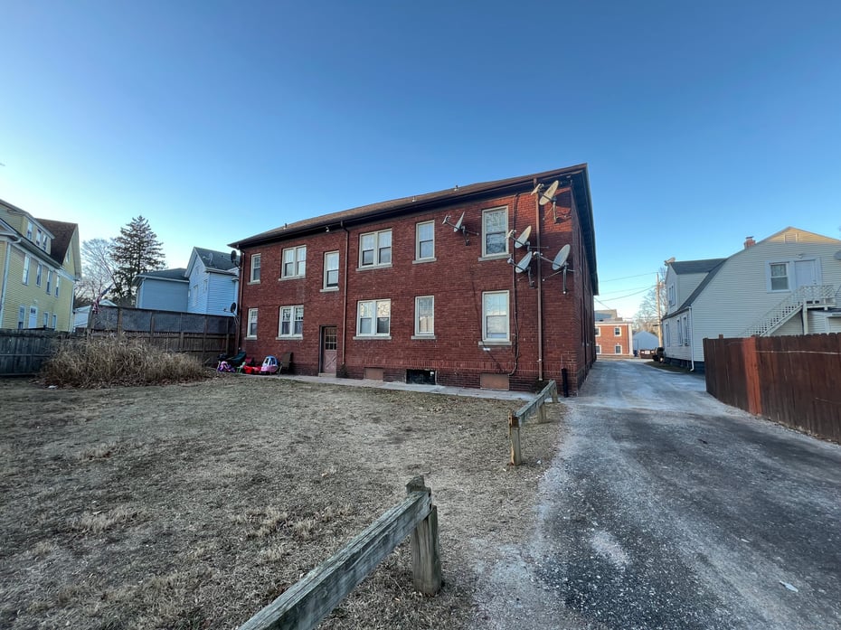 276 Brown Street Photo 9