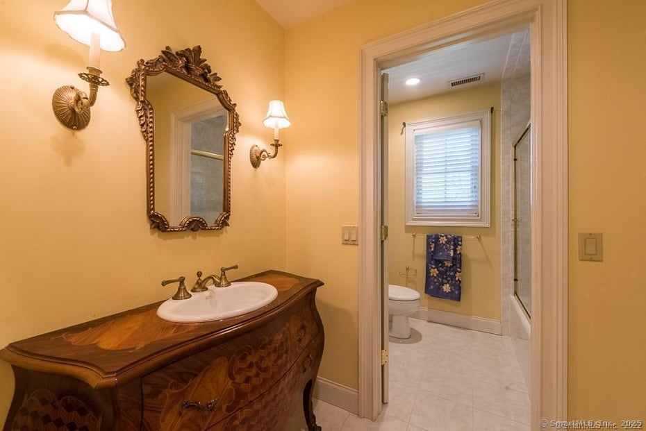29 Cromwell Road Photo 34