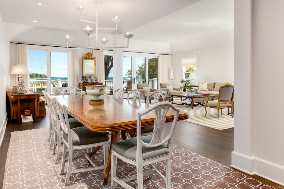 1060 Harbor Road Photo 16