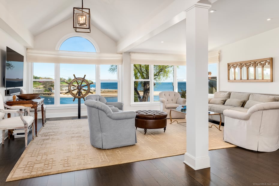 1060 Harbor Road Photo 26