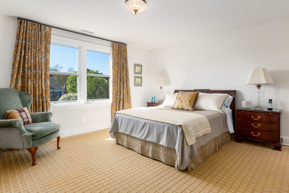 1060 Harbor Road Photo 31