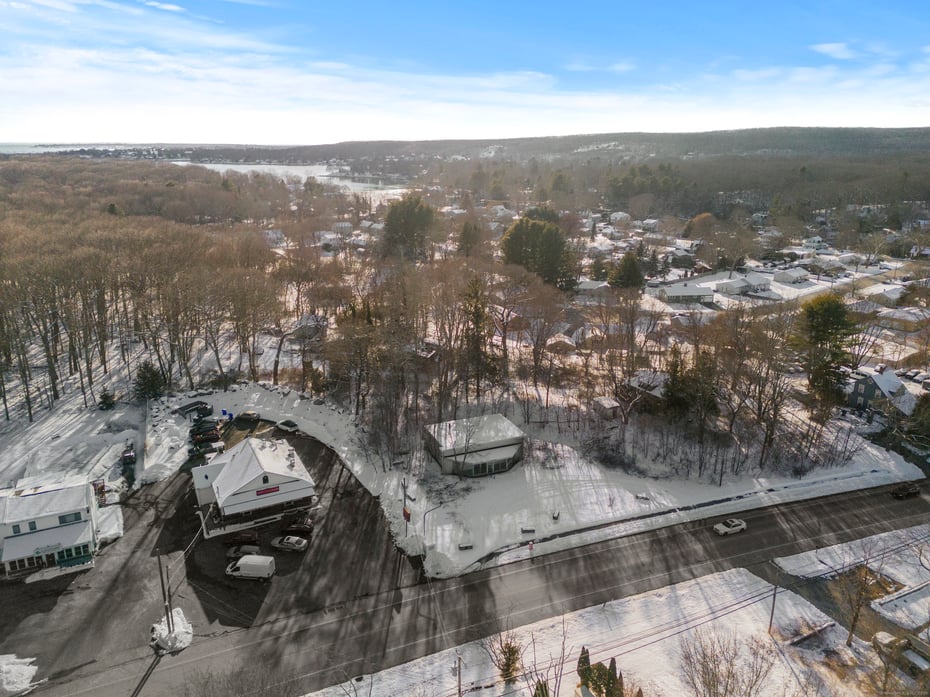 436 Boston Post Road Photo 2