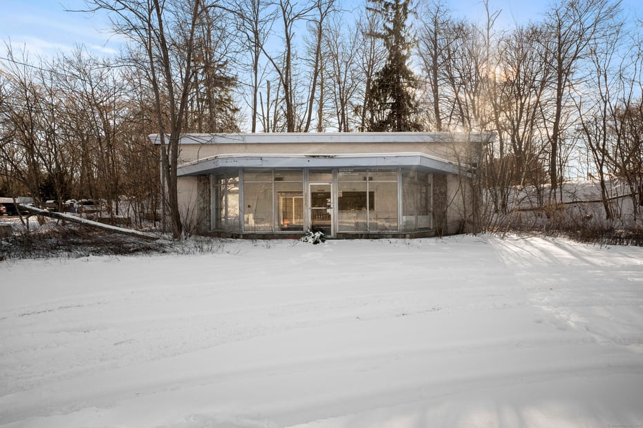 436 Boston Post Road Photo 4