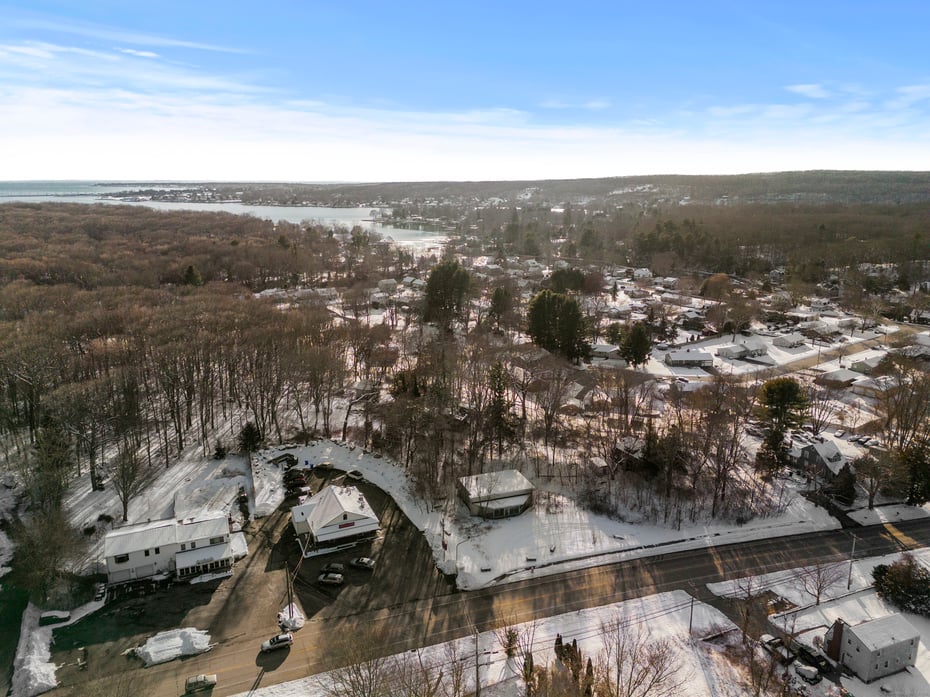 436 Boston Post Road Photo 7