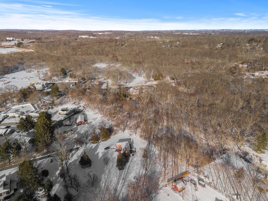 436 Boston Post Road Photo 9