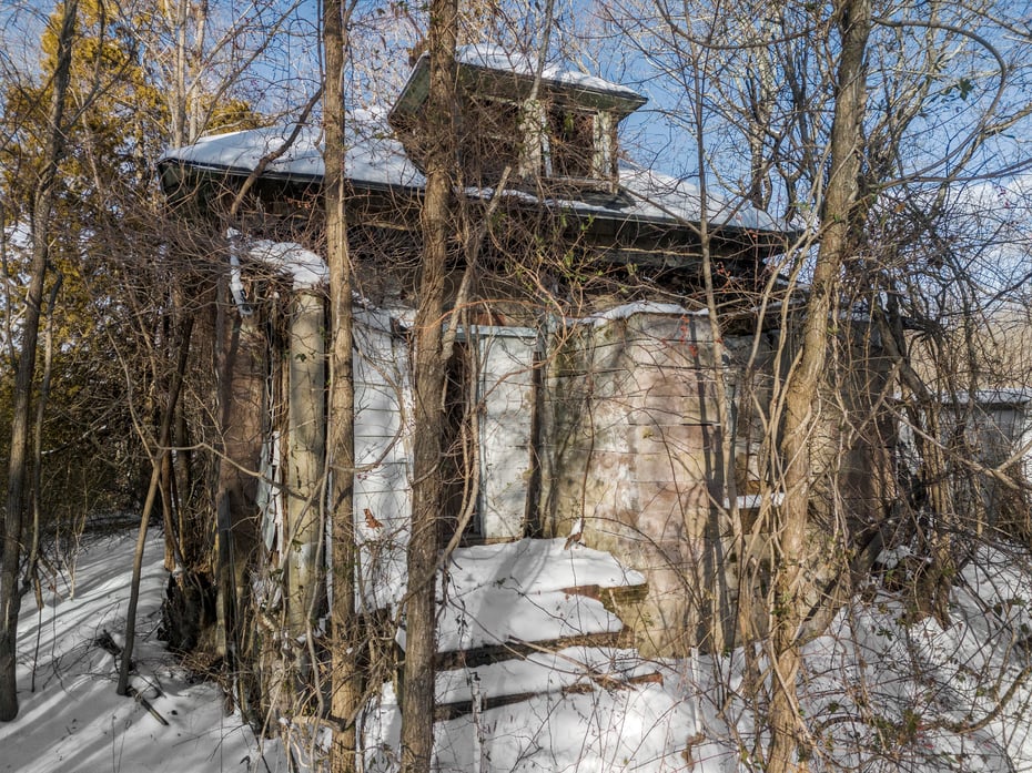 436 Boston Post Road Photo 12