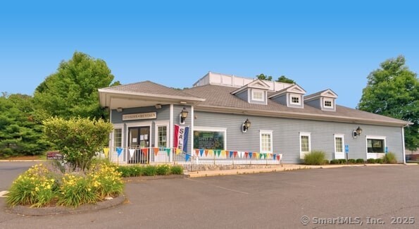 701 Main Street Photo 1