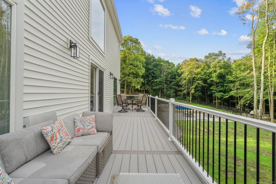 42 Spring Valley Road Photo 29