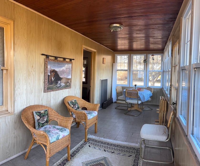 17 Reynolds Lane Photo 6
