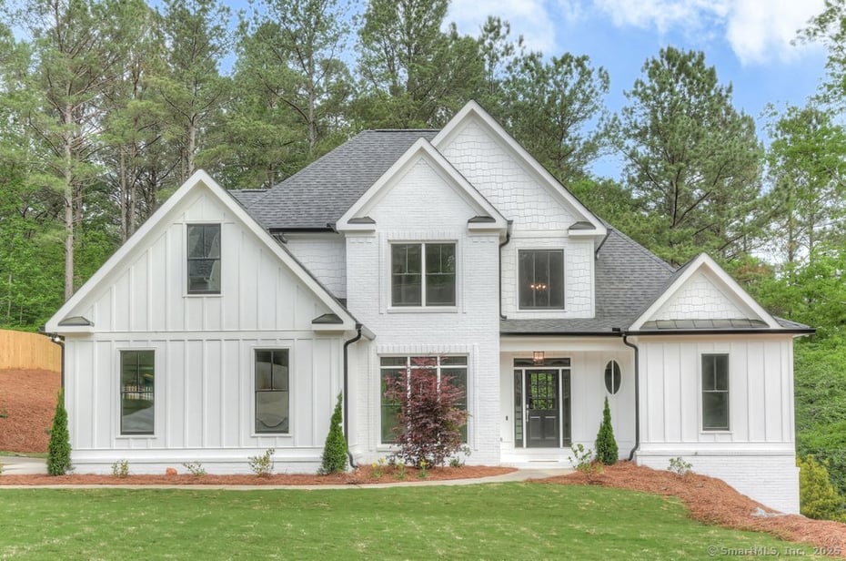 279 North Granby Road Photo 1