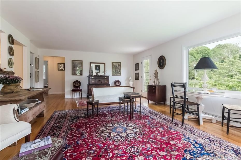 54 Jacobs Lane Photo 9
