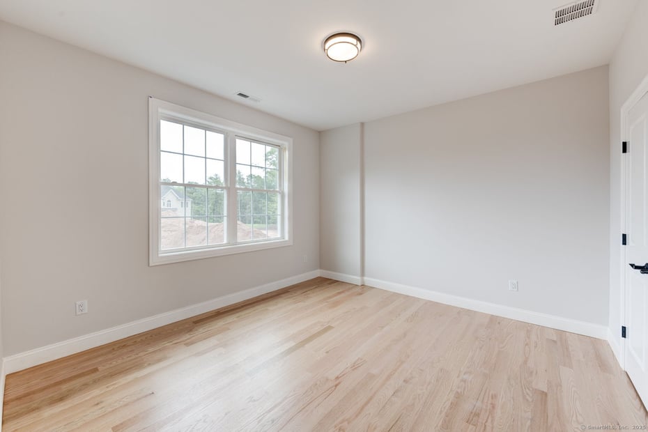 97 Crosby Road Photo 18