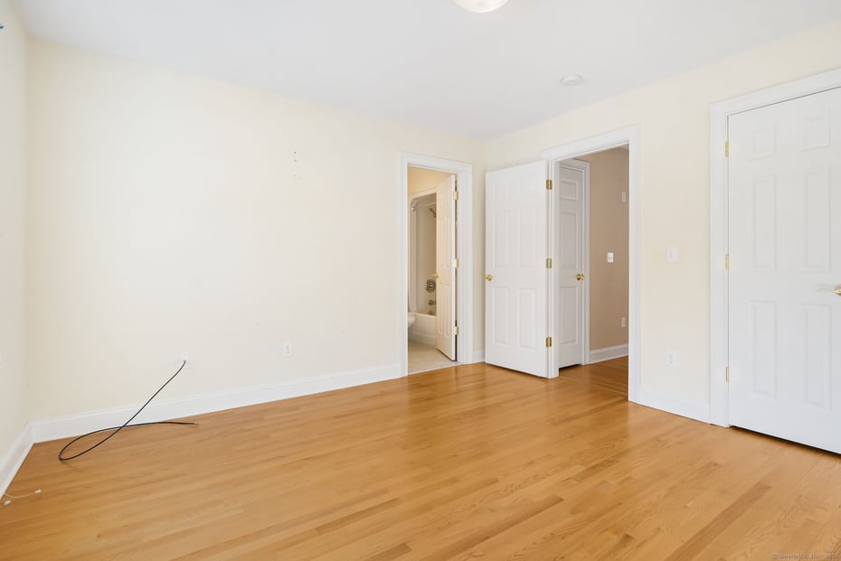 40 Nancy Drive Photo 14