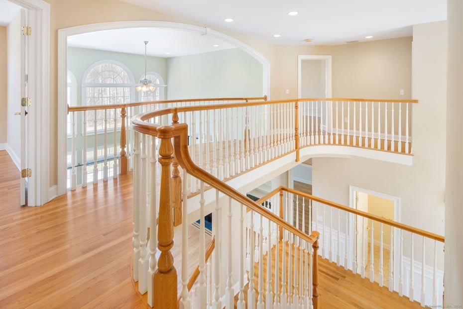 40 Nancy Drive Photo 17