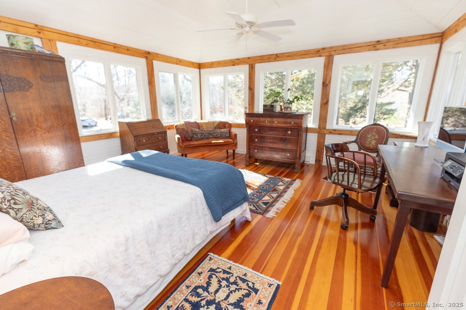 32 Gates Way Photo 14