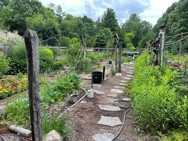32 Gates Way Photo 31
