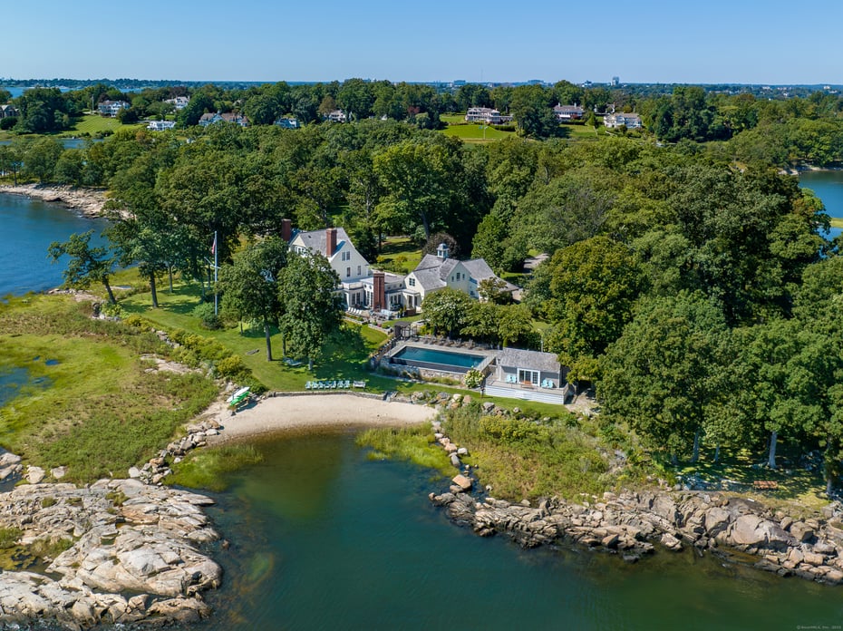Hay Island Photo 29