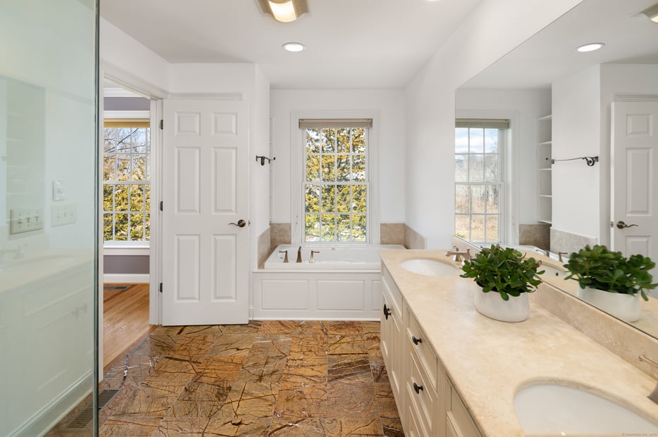9 Evarts Lane #9 Photo 31