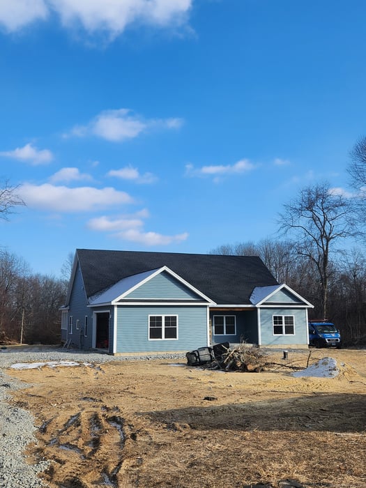 469 Forsyth Road Photo 2