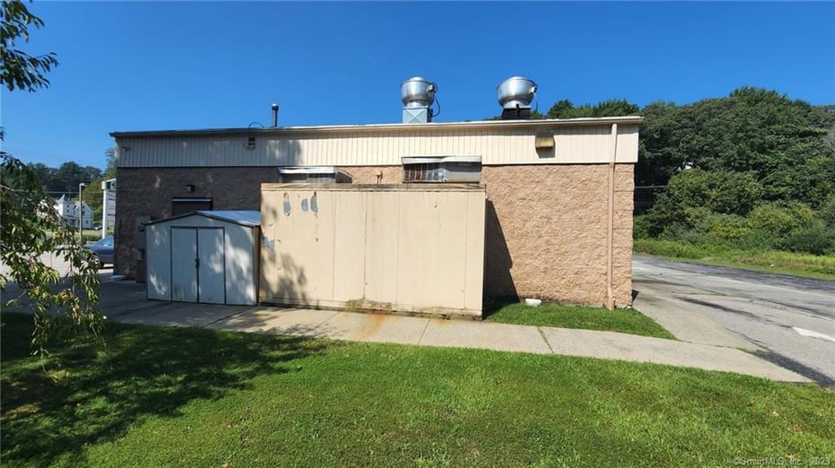 641 Norwich New London Turnpike Photo 6