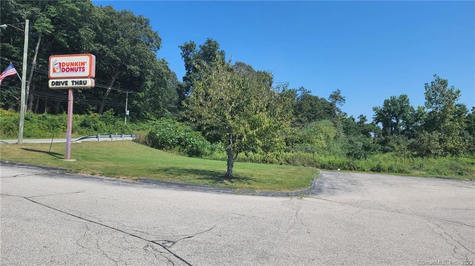 641 Norwich New London Turnpike Photo 8