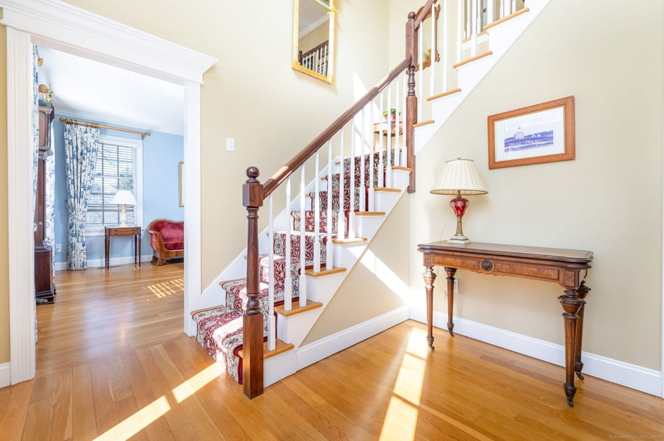 446 Cedar Lane Photo 3