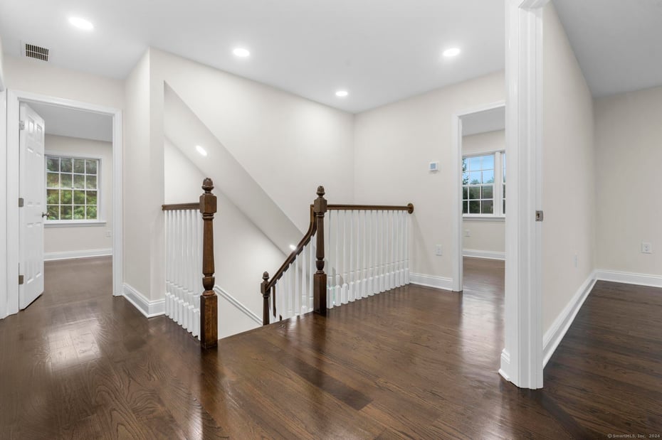 205 Hickory Lane Photo 34