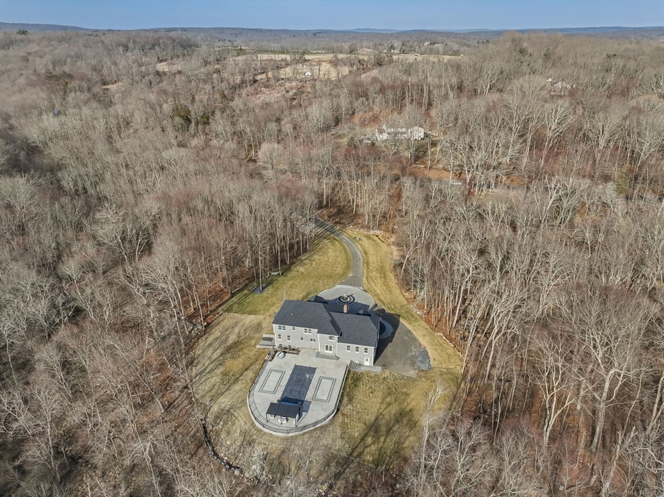 1015 Sport Hill Road Photo 2