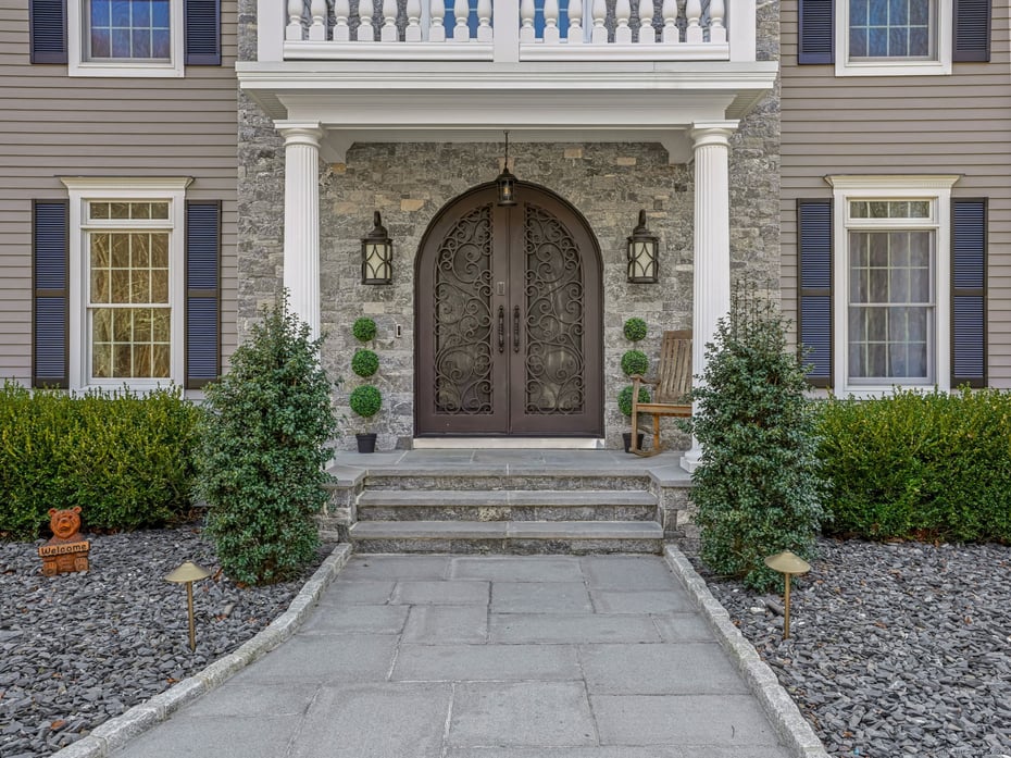 1015 Sport Hill Road Photo 3