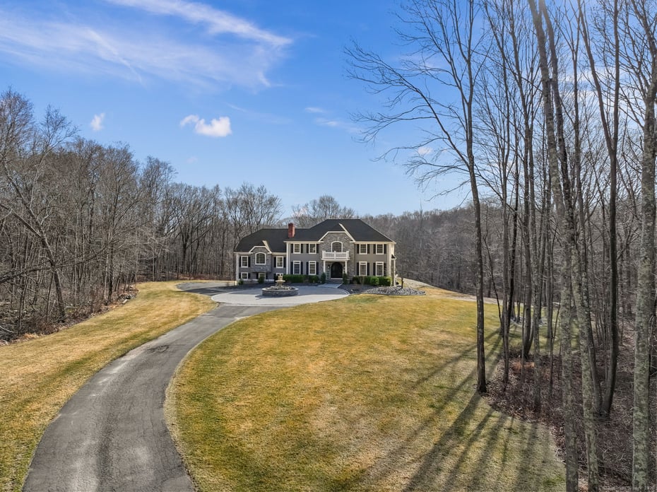 1015 Sport Hill Road Photo 4