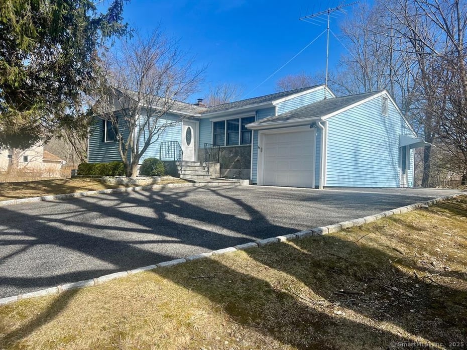 2766 Cecile Drive Photo 1