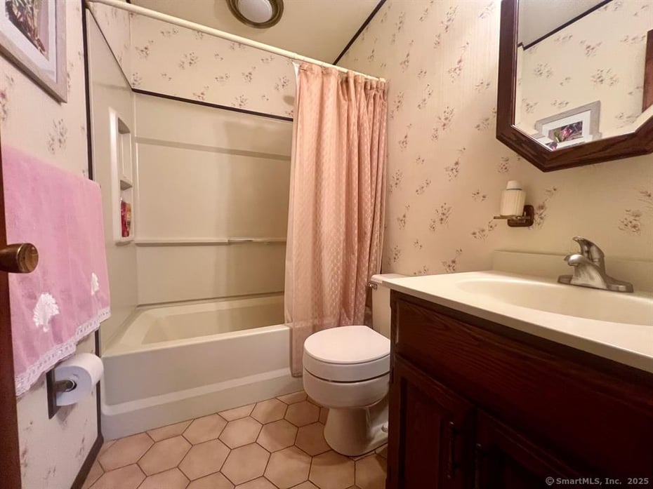 2766 Cecile Drive Photo 13