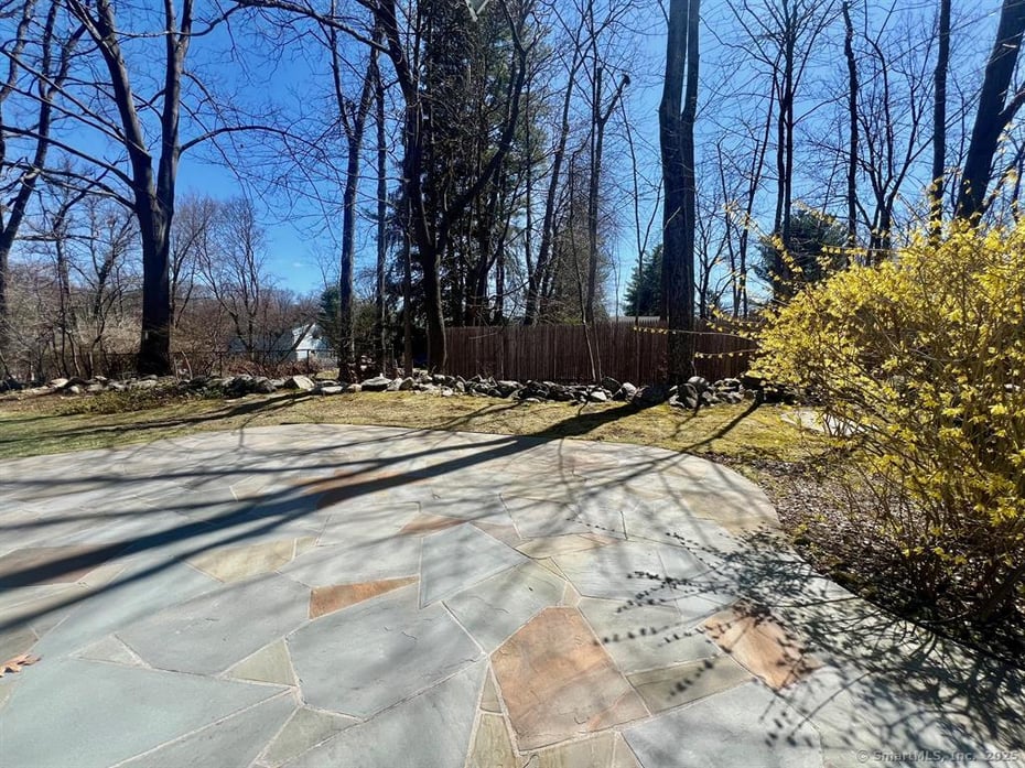 2766 Cecile Drive Photo 35